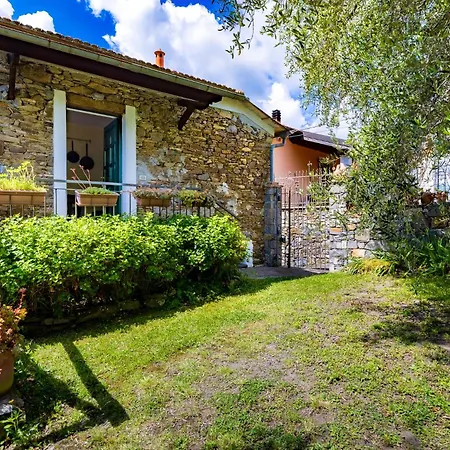 Lejlighed Hostdomus - Olive & Garden Garlenda